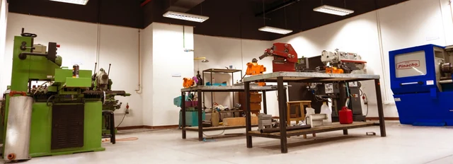 Laboratorios de Ingeniería Civil USFQ: vista del espacio 2
